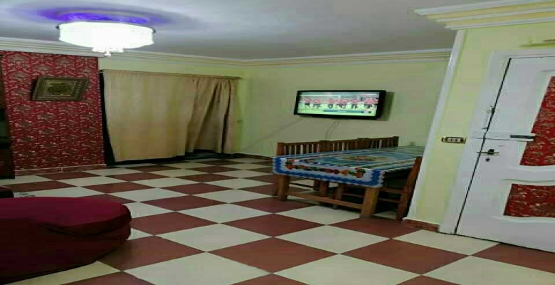 شقة للايجار مفروشة -ميامى - الدور 8- تانى نمرة من البحر