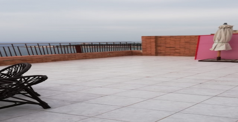 شقة فخمة للايجار مفروش -للمندرة -الدور 15-رؤية للبحر