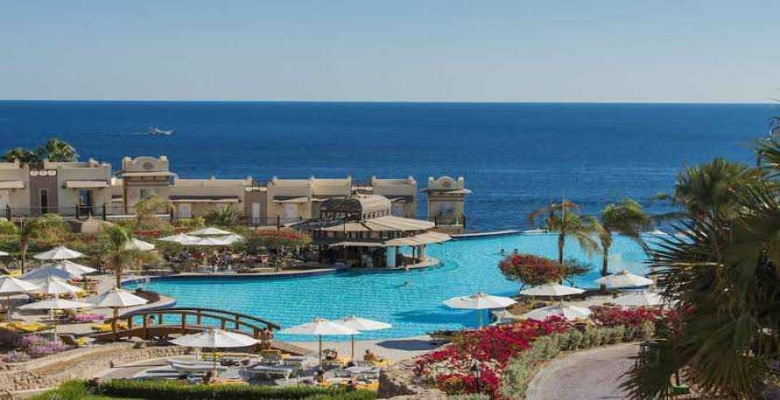 امتلك شاليه في العين السخنه خطوات من البحر بمقدم 145الف وقسط بسيط