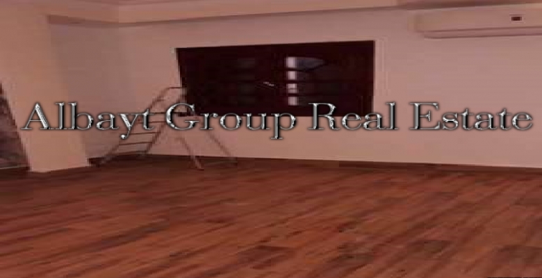 شقة للبيع 266م مصر الجديدة شارع اسماء فهمي الرئيسي  الشقة مستويين بحرية