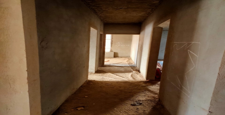 شقه للبيع بالتجمع كمباوند المستشارين