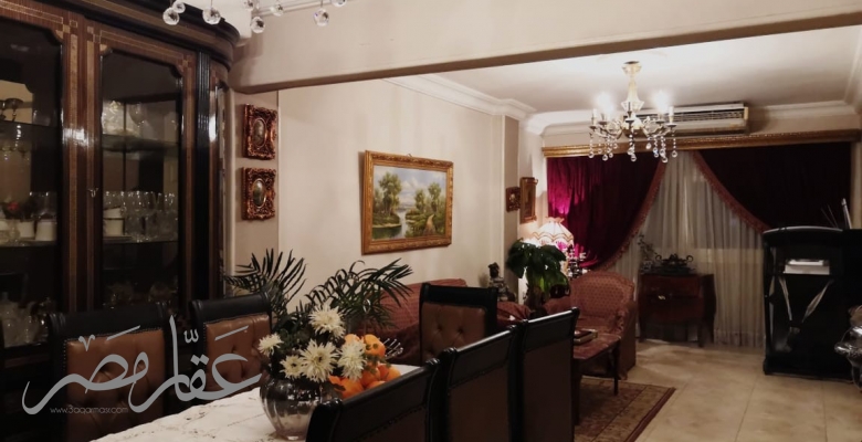 شقة الترا سوبر لوكس للبيع بموقع حيوى بالهرم 