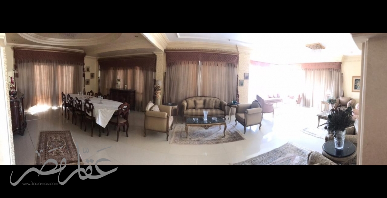 فيلا ثلاثة ادوار للبيع بالسادس من اكتوبر بسعر مغرى جدا