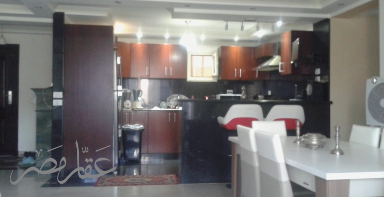 شقة للبيع بموقع راقى جدا بمصر الجديدة