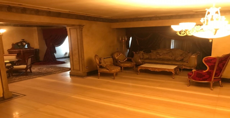 شقة الترا سوبر لوكس للايجار بالمهندسين بمدخل متميز وواجهة ممتازة 