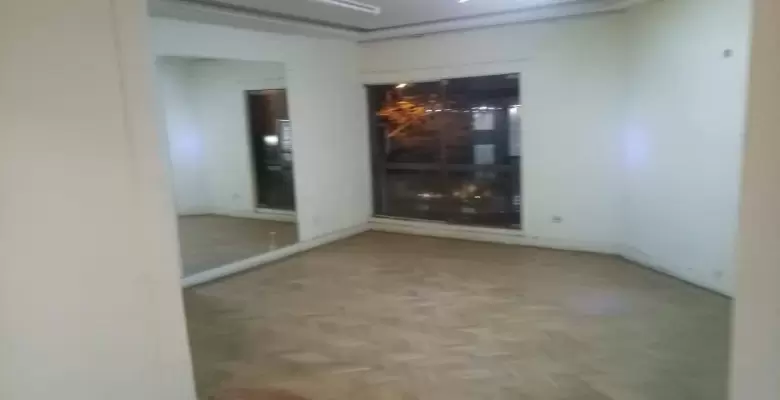 Unfurnished Apartment for rent 220.00 M2 in Giza, Mohandeseen