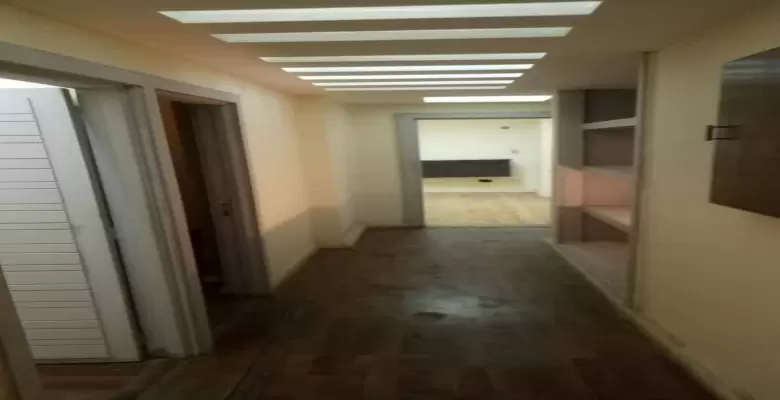 Unfurnished Apartment for rent 220.00 M2 in Giza, Mohandeseen