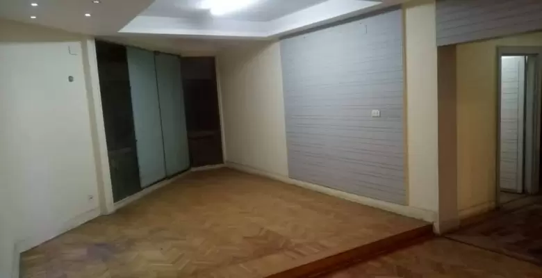 Unfurnished Apartment for rent 220.00 M2 in Giza, Mohandeseen