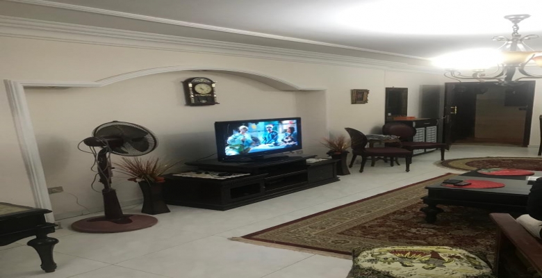 شقة للايجار المفروش بالعجوزة تشطيب سوبر لوكس