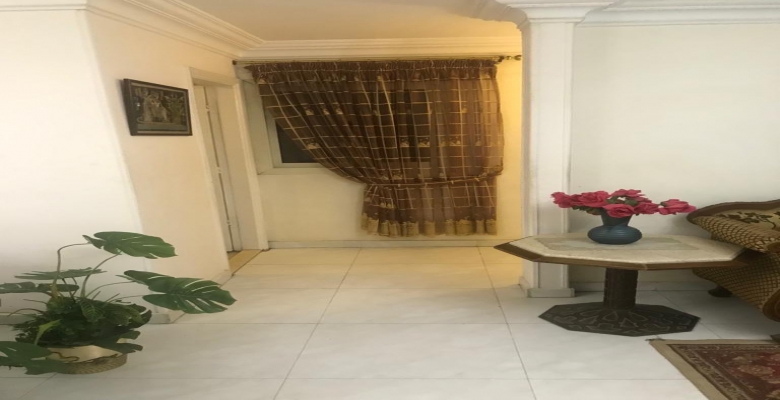 شقة للايجار المفروش بالعجوزة تشطيب سوبر لوكس