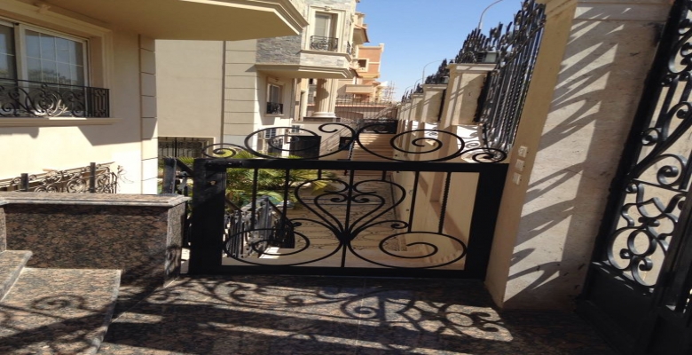 شقه دور ارض لوكس بحديقه غرب سوميد ٦ أكتوبر