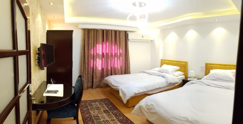 شارع السودان الرئيسى ميدان لبنان امام مطعم الطابية