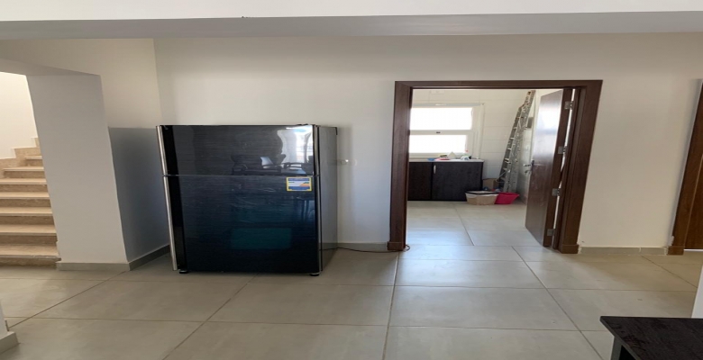 دوبلكس دور ثانى بروف بموقع متميز بامواج