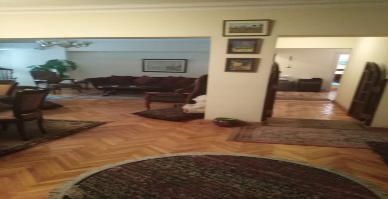 شقة للبيع بميدان المساحه