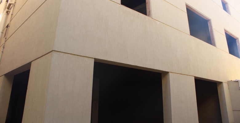 دوبلكس بمدخل خاص وحديقة خاصة بحى النرجس 