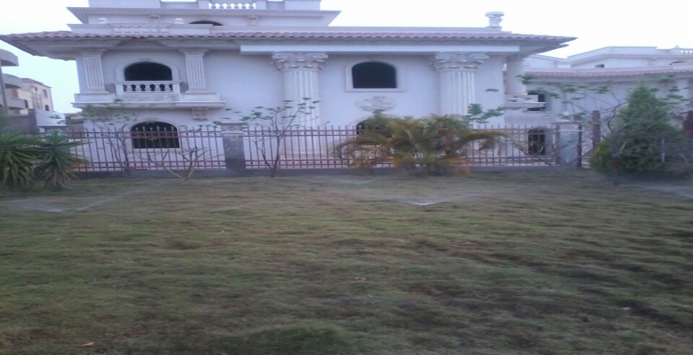 فيلا بموقع متميز بالشروق