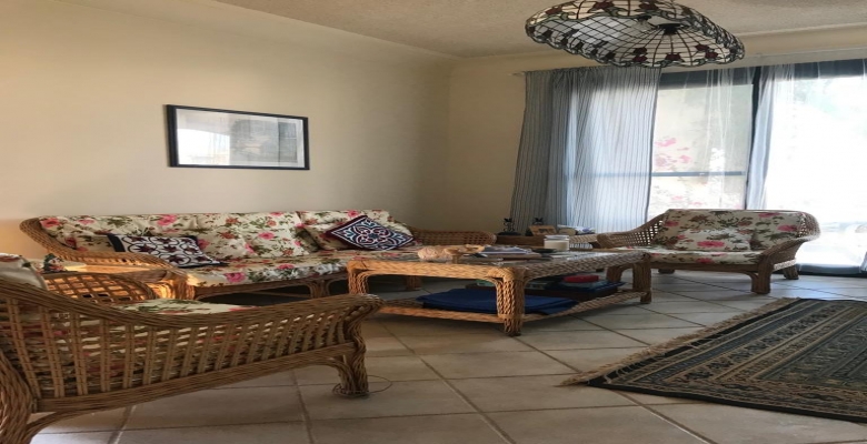 فيلا للبيع في راس سدر