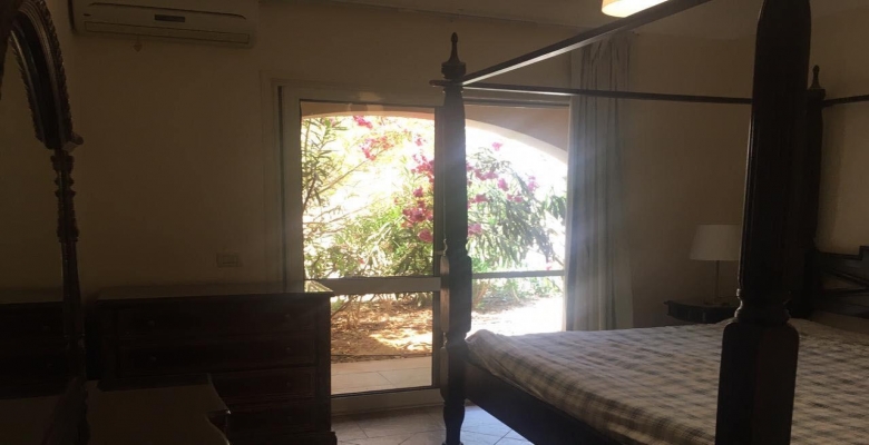 فيلا للايجار في قرية لافيستا بالعين السخنه 4 غرف