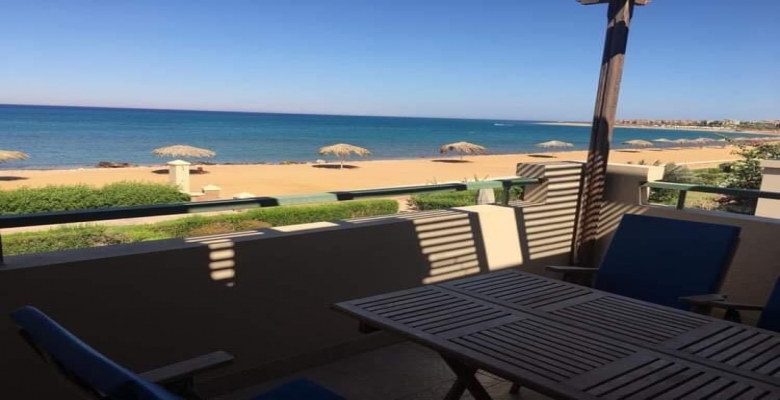 فيلا للايجار في قرية لافيستا بالعين السخنه 4 غرف