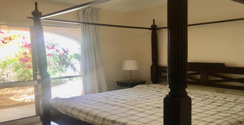 فيلا للايجار في قرية لافيستا بالعين السخنه 4 غرف