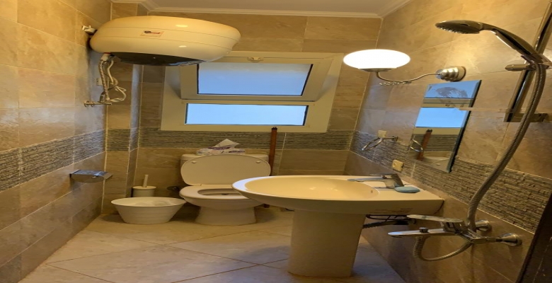 شاليه لايجار في قرية تلال  بالعين السخنه 3 غرف