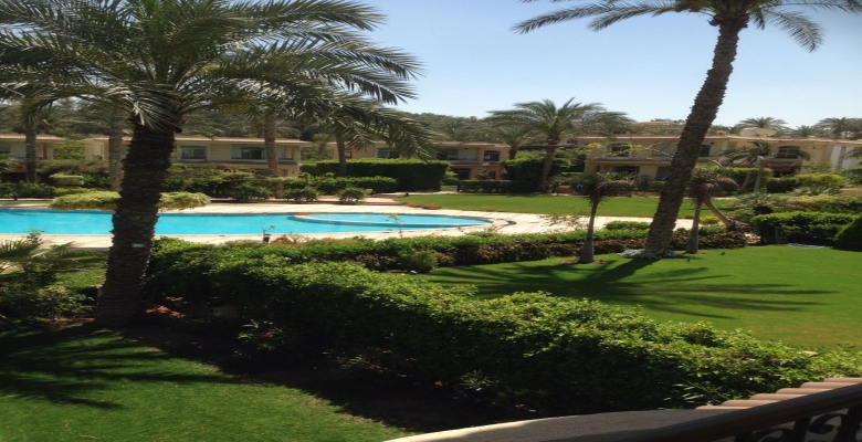 فيلا للايجار- كمبوند العزيزية