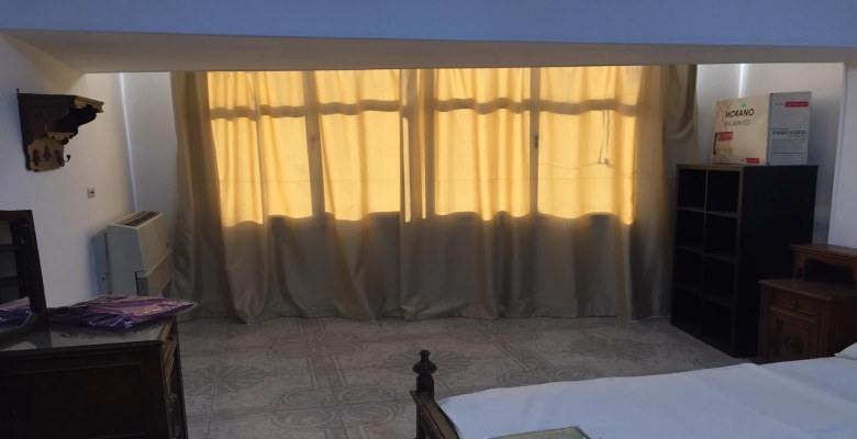 شقة  مفروشة للايجار بالزمالك مكونة من غرفتين نوم  +1 حمام  وريسبشن كبير ومطبخ