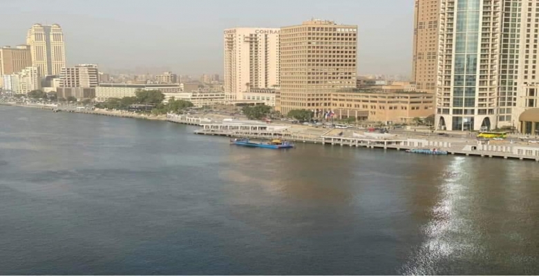 شقة للإيجار تطل على النيل - الزمالك