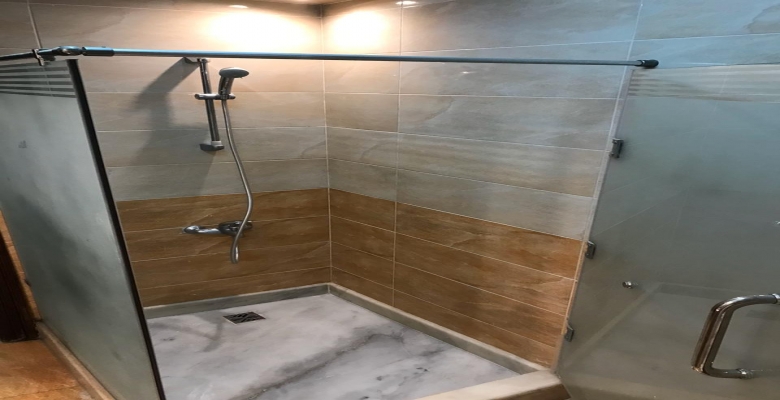 شقة مفروشة للايجار بالشيخ زايد مكونة من 3 غرف نوم و2 حمام وريسبشن كبير ومطبخ قريبة من كل الخدمات