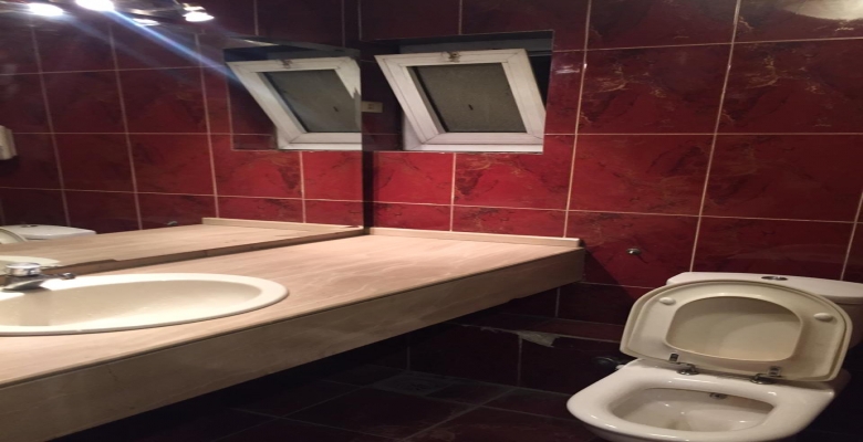 مكتب اداري جاهز كليا للبيع او الايجار