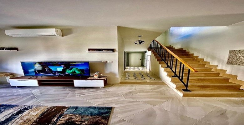 •شاليه بنتهاوس في مراسي بلانكا 3 غرف علي حمام السباحة مباشرة