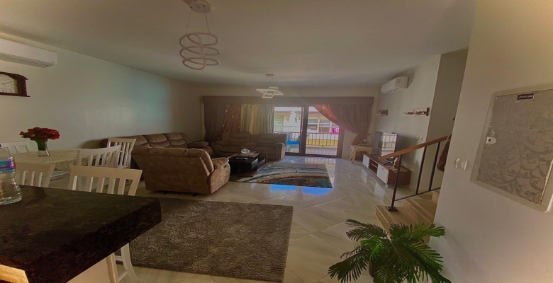 •شاليه بنتهاوس في مراسي بلانكا 3 غرف علي حمام السباحة مباشرة