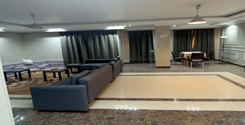 شقة للايجار في السياحة امام مول العرب - بأميز مواقع 6 اكتوبر