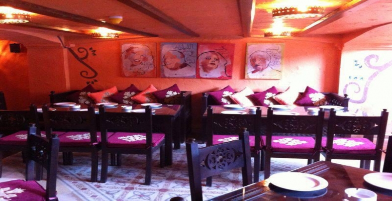 مطعم مجهز بالكامل ورخصه سياحيه بأرقي اماكن الزمالك