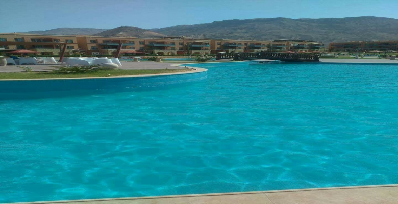 شالية للايجار في قرية بلومار العين السخنة 3 غرف