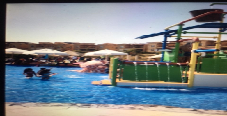 شاليه للايجارفي قريه بياسيرا  بالعين السخنة