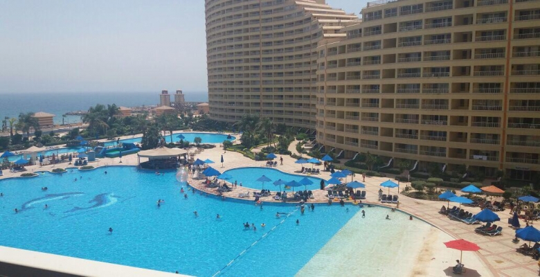 شاليه للايجار العين السخنة - بورتو البيراميدز