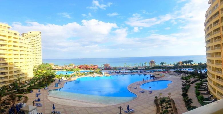 شاليه للايجار العين السخنة - بورتو البيراميدز