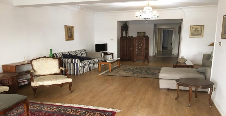 شقة مفروشة للايجار اطلالة علي النيل وعلي نادي الجزيرة