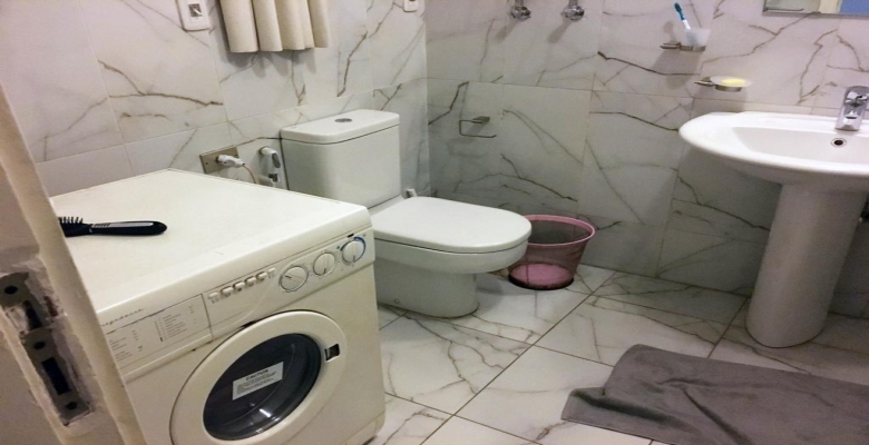 شقة مفروشة للايجار اطلالة علي النيل وعلي نادي الجزيرة