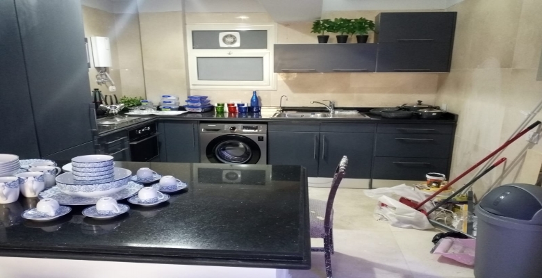 شقة مفروشة للايجار في الزمالك بجوار سوبر ماركت المدينة