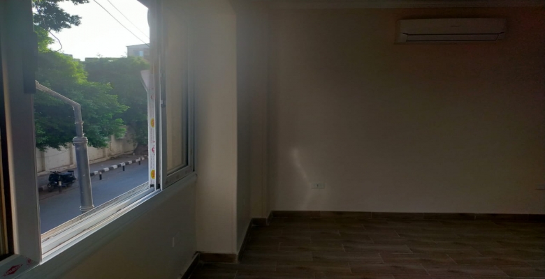 شقة للايجار تصلح مكتب بالزمالك / Apartment for rent, suitable for office in Zamalek