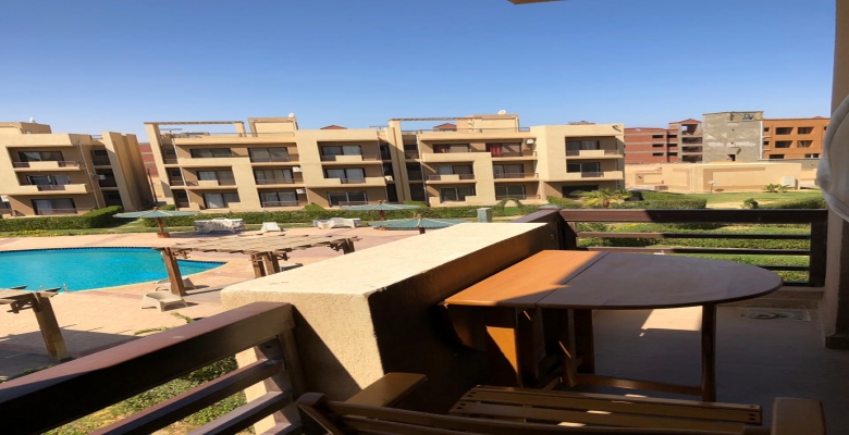 شاليه بالرووف بلو باي مرسيليا السخنه على حمام السباحة Blue Bay Sokhna