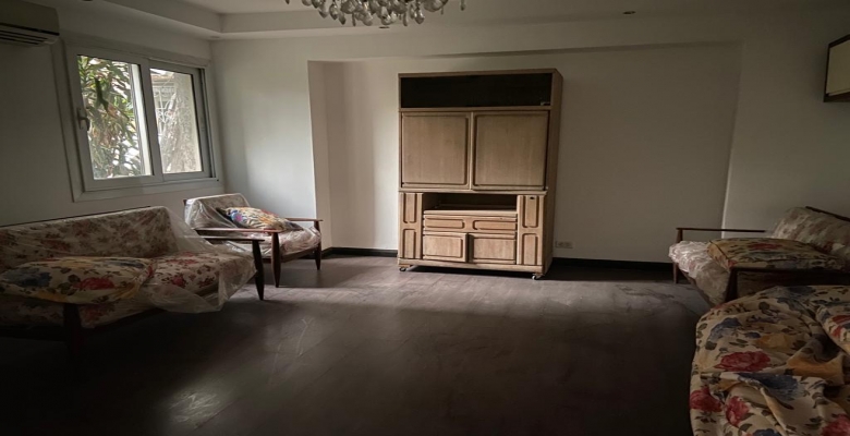 شقة للإيجار دور أرضي تصلح مكتب - بالزمالك