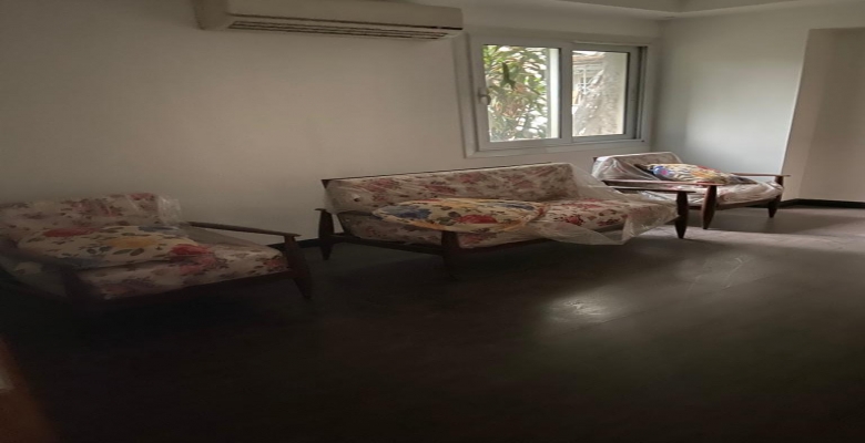 شقة للإيجار دور أرضي تصلح مكتب - بالزمالك