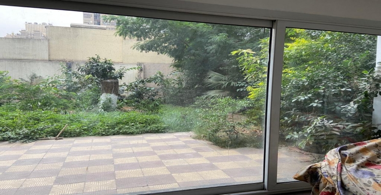 شقة للإيجار دور أرضي تصلح مكتب - بالزمالك