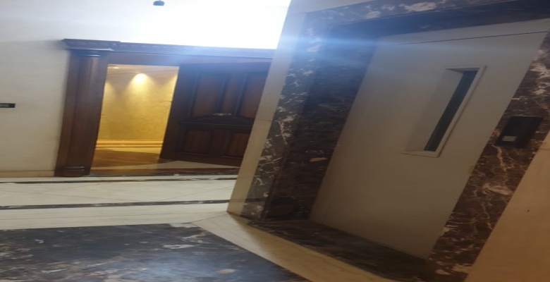 شقه داخل فيلا للايجار ف التجمع الخامس