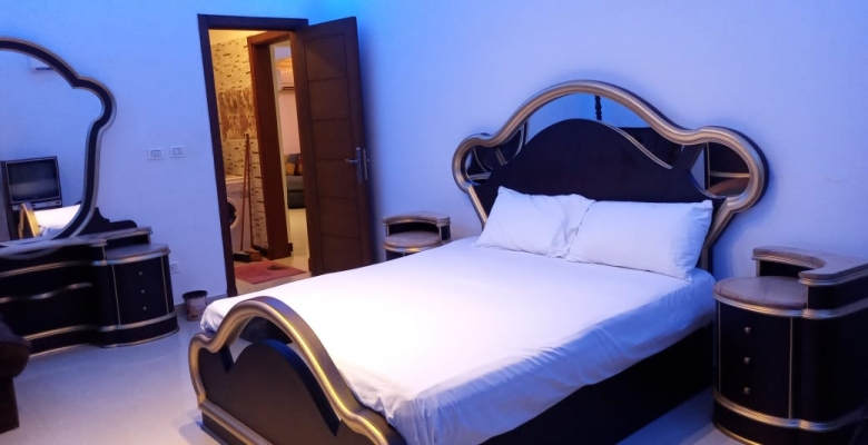 شقه للايجار اليومي بالزمالك