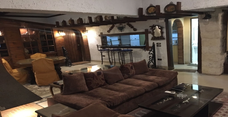 شقه للايجار على النيل فى الزمالك / Apartment for rent on the Nile in Zamalek.