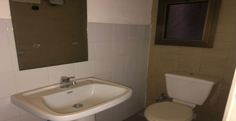 شقه بدون فرش للايجار بالمهندسين